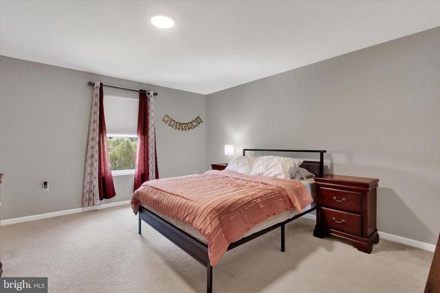 627 SADDLE RD, Palmyra, PA 17078