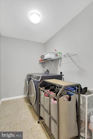 627 SADDLE RD, Palmyra, PA 17078
