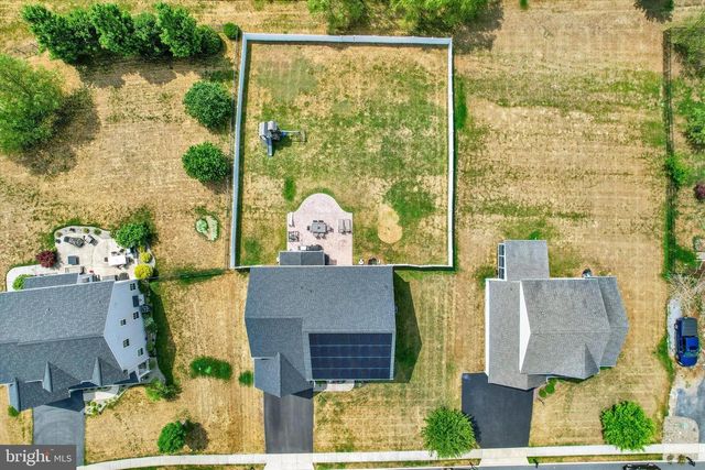 627 SADDLE RD, Palmyra, PA 17078