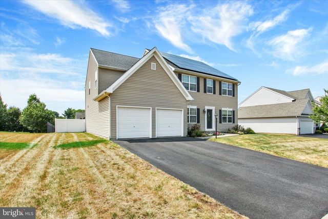 627 SADDLE RD, Palmyra, PA 17078