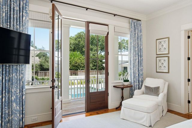 523 Deer Street, Mount Pleasant, SC 29464