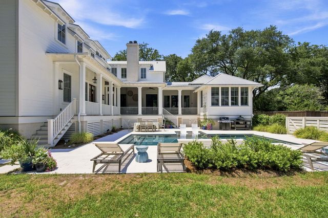 523 Deer Street, Mount Pleasant, SC 29464