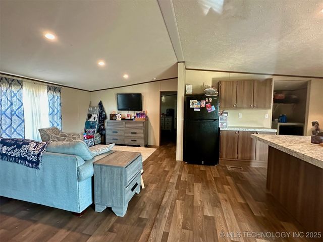 12163 Snell, Kingston, OK 73439