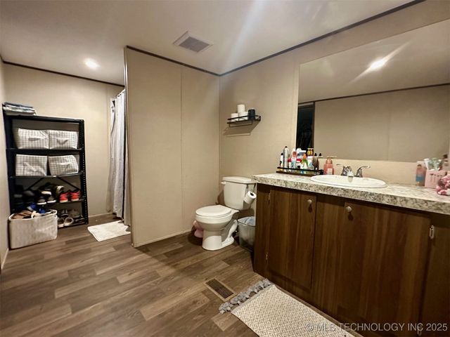 12163 Snell, Kingston, OK 73439