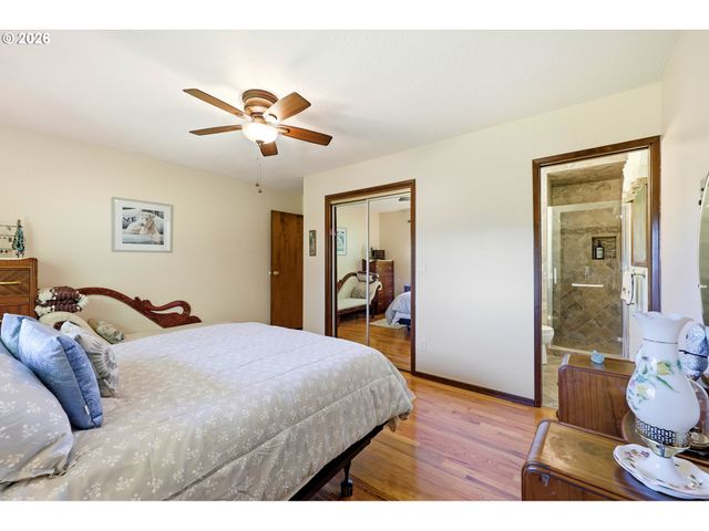 6841 Se CAVALIER St, Milwaukie, OR 97267