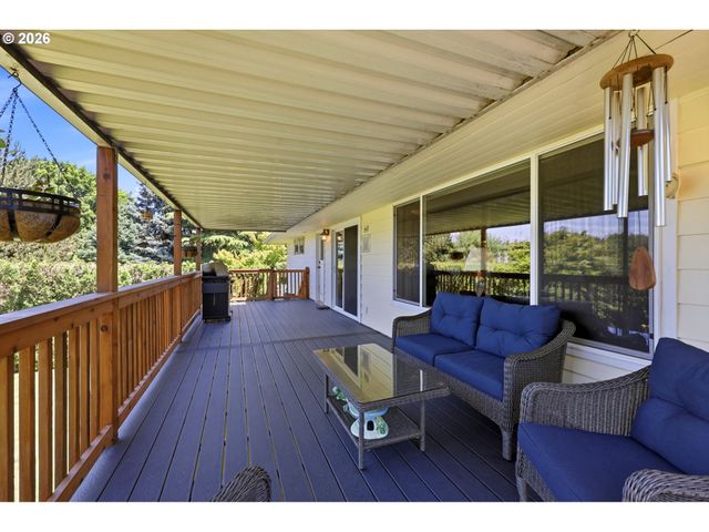 6841 Se CAVALIER St, Milwaukie, OR 97267