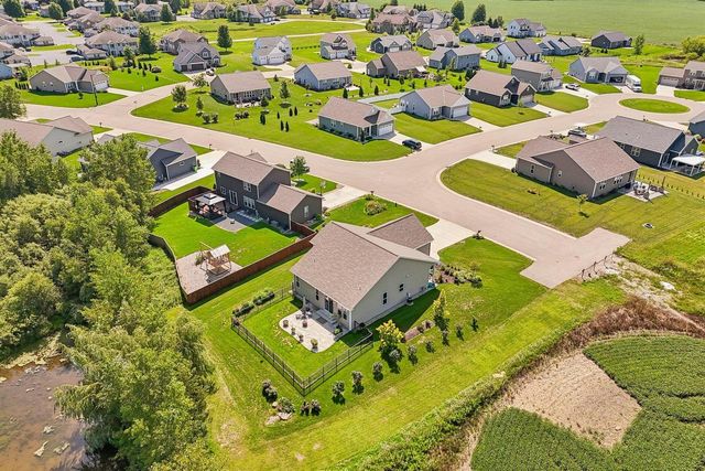 2123 Summerset DRIVE, Mount Pleasant, WI 53406