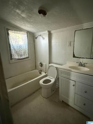 700 W 18TH STREET, Anniston, AL 36201