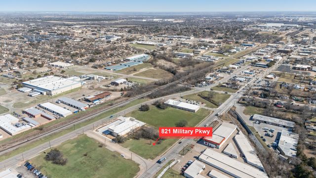 821 Military Parkway, Mesquite, TX 75149