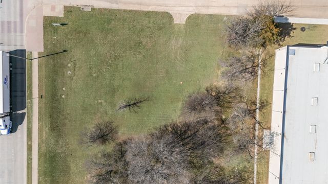 821 Military Parkway, Mesquite, TX 75149