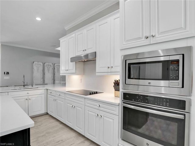 28524 Longford CT, Bonita Springs, FL 34135