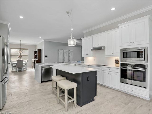 28524 Longford CT, Bonita Springs, FL 34135