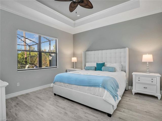 28524 Longford CT, Bonita Springs, FL 34135