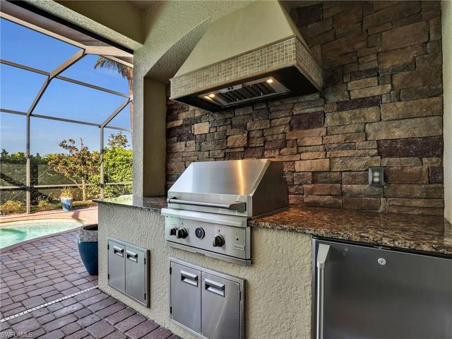 28524 Longford CT, Bonita Springs, FL 34135