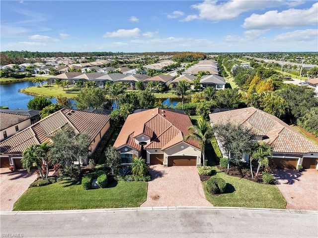 28524 Longford CT, Bonita Springs, FL 34135