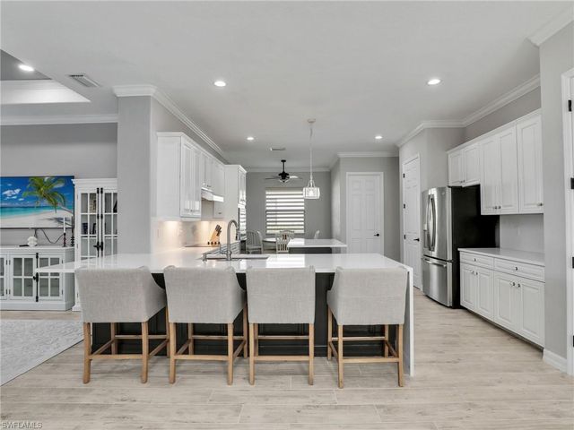 28524 Longford CT, Bonita Springs, FL 34135