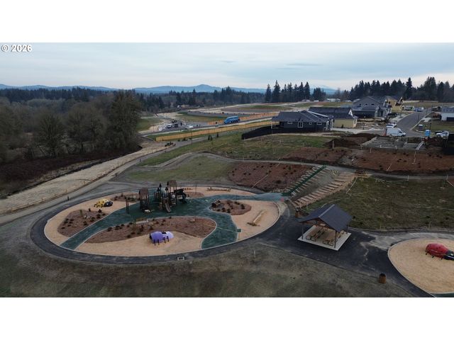 1618 N Paradise Ave, Ridgefield, WA 98642