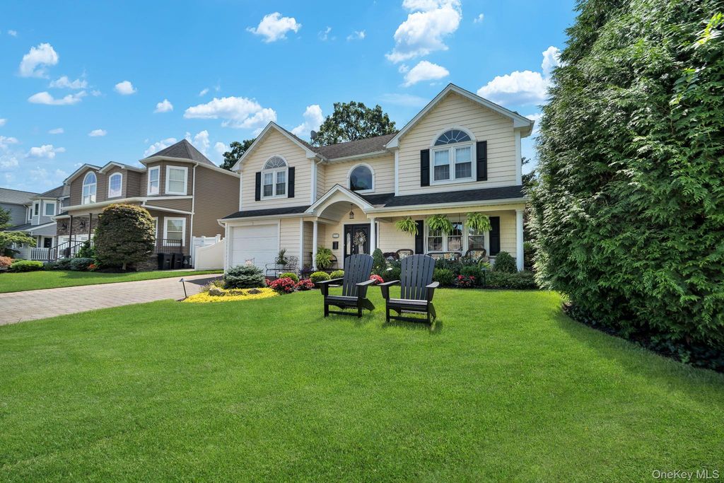 1836 Gardenia Avenue, Merrick, NY 11566 — photo 4