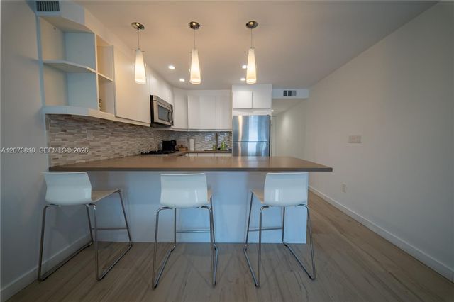 405 N Hibiscus Drive 202, Miami Beach, FL 33139