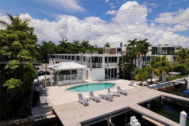 405 N Hibiscus Drive 202, Miami Beach, FL 33139