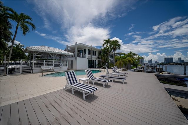 405 N Hibiscus Drive 202, Miami Beach, FL 33139