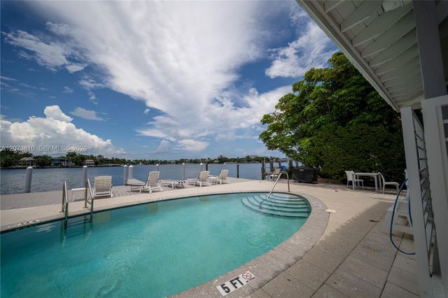 405 N Hibiscus Drive 202, Miami Beach, FL 33139
