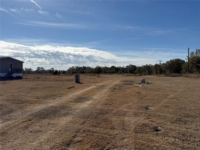 15807 COUNTY ROAD 672, Lithia, FL 33547