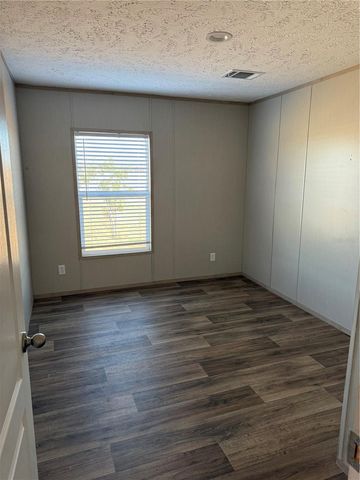 15807 COUNTY ROAD 672, Lithia, FL 33547