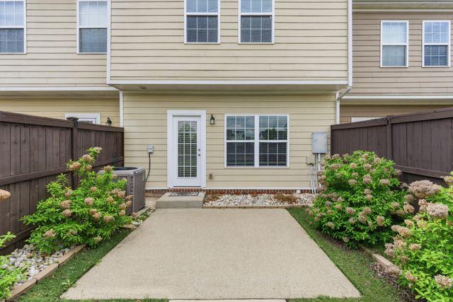 2020 Hemlock Dr, Spring Hill, TN 37174