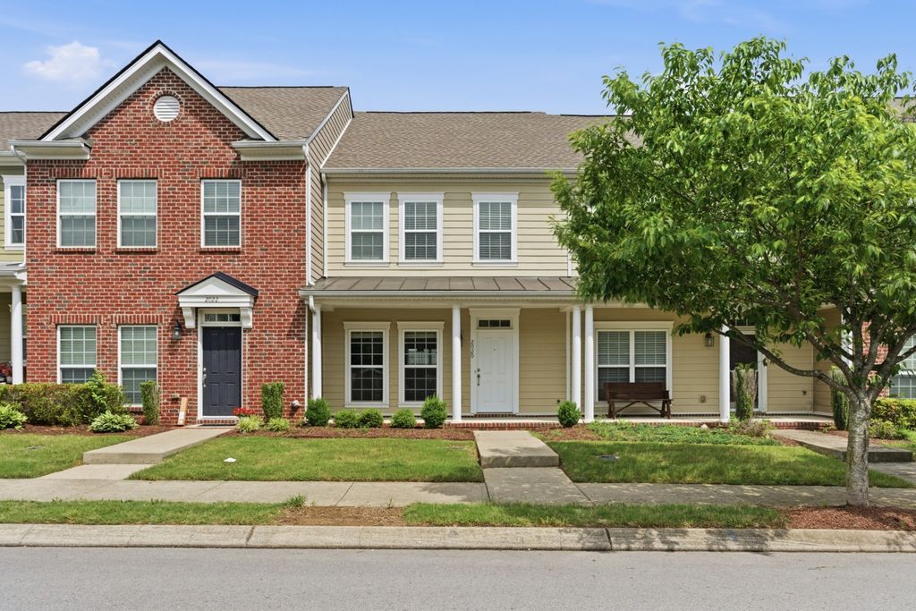 2020 Hemlock Dr, Spring Hill, TN 37174