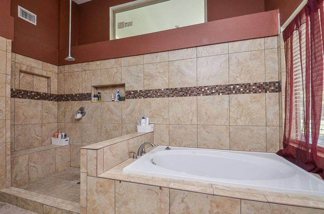 24501 Donegal St, Hempstead, TX 77445