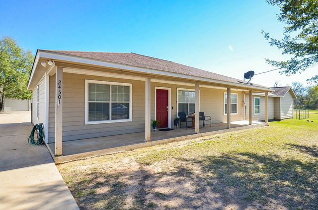 24501 Donegal St, Hempstead, TX 77445