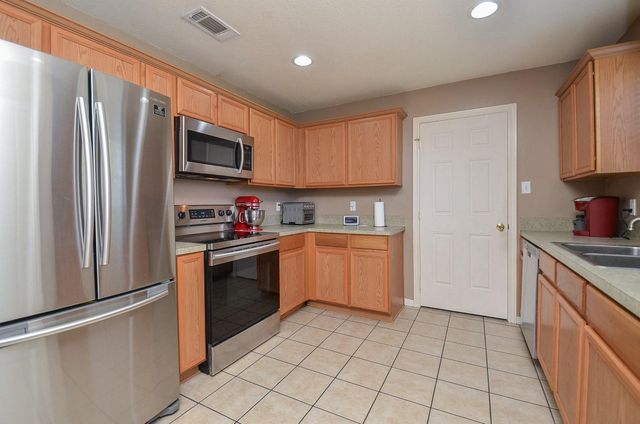 24501 Donegal St, Hempstead, TX 77445