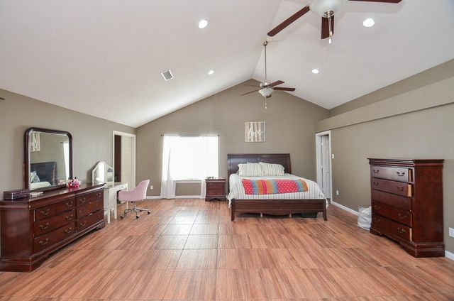 24501 Donegal St, Hempstead, TX 77445