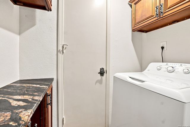 7709 Broadway Apt 323, San Antonio, TX 78209