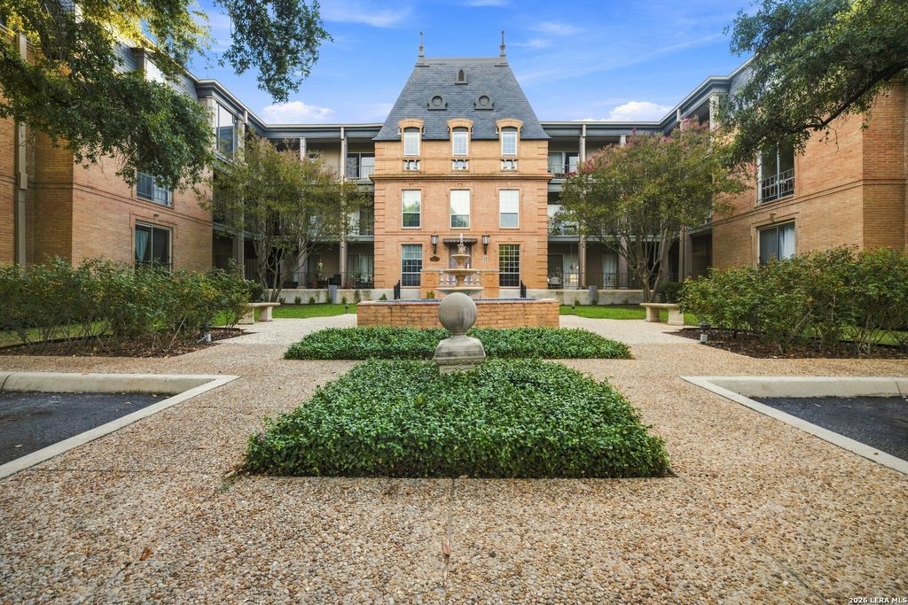 7709 Broadway Apt 323, San Antonio, TX 78209