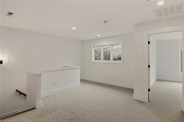 824 Vandar Drive, Winston-salem, NC 27106