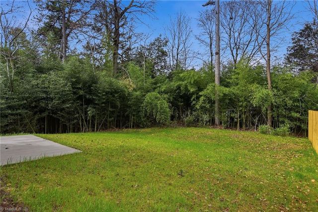 824 Vandar Drive, Winston-salem, NC 27106