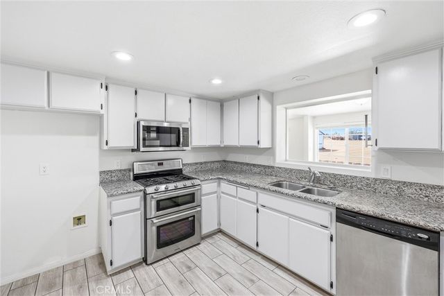 18236 Cherry Street, Hesperia, CA 92345