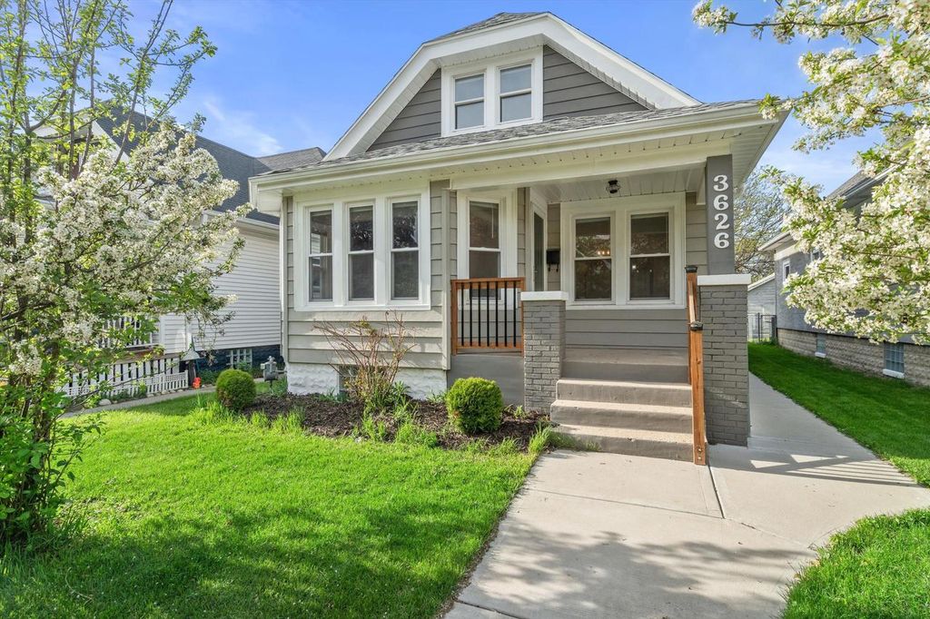 3626 Maple STREET, Milwaukee, WI 53215