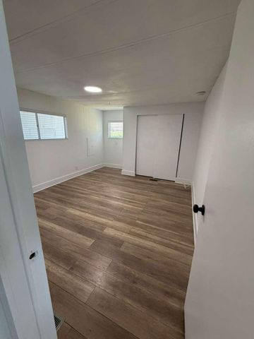 8864 Kings Drive, Boynton Beach, FL 33436