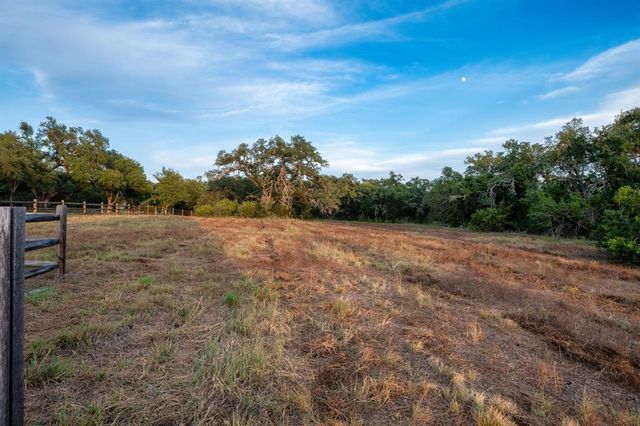 7275 Creek RD, Dripping Springs, TX 78620