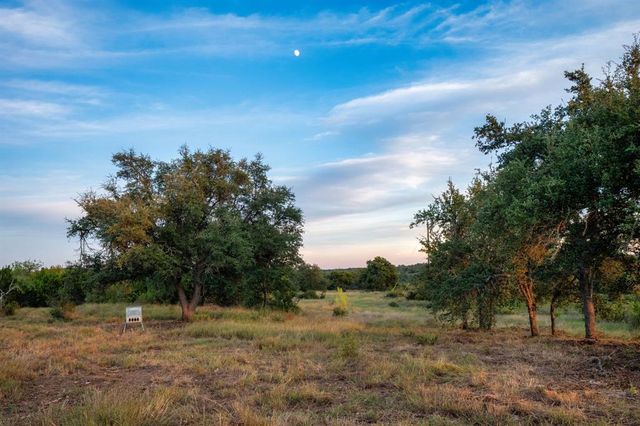 7275 Creek RD, Dripping Springs, TX 78620