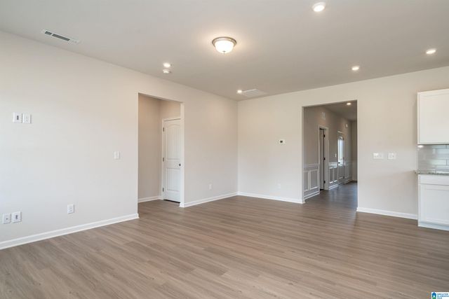 5389 TAILWINDS DRIVE, Bessemer, AL 35022