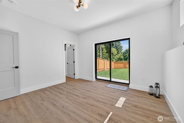 13820 Military Road E, Puyallup, WA 98374