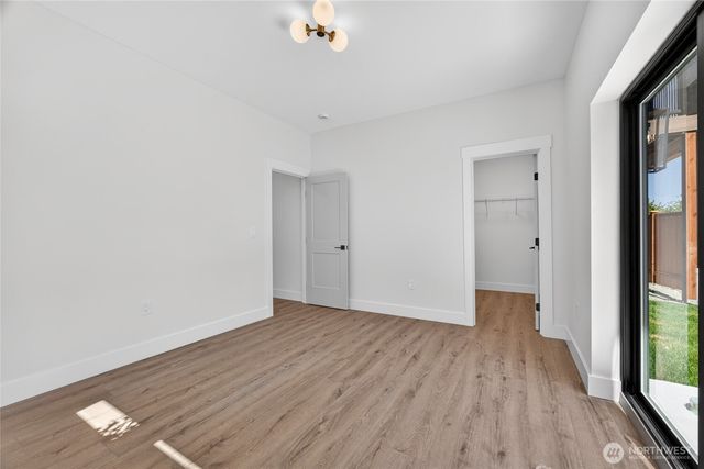 13820 Military Road E, Puyallup, WA 98374