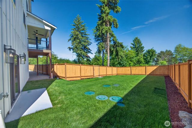 13820 Military Road E, Puyallup, WA 98374
