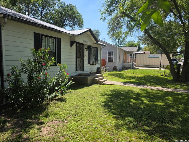 1402 Hermine, San Antonio, TX 78201