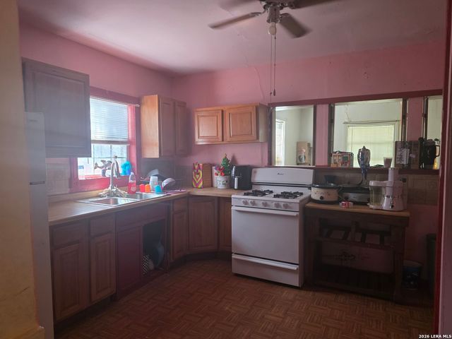 1402 Hermine, San Antonio, TX 78201