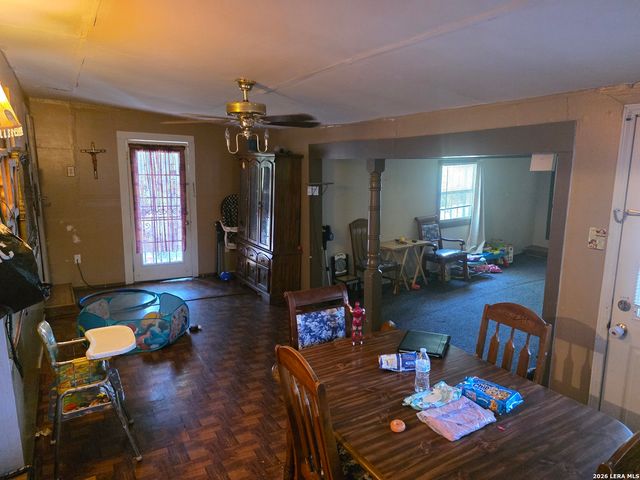 1402 Hermine, San Antonio, TX 78201